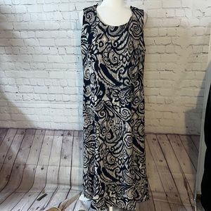 Size 14 sleeveless maxi dress. Scoop neck Navy & Tan. Zippered back. Like new